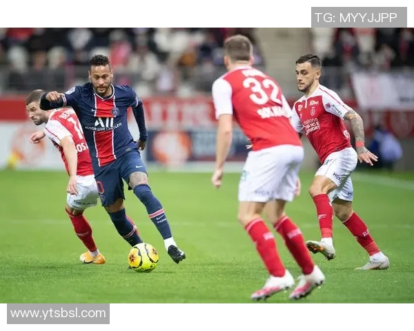 巴黎圣日耳曼逆转险胜里尔，内马尔建功帮助球队取得法甲赛季首胜