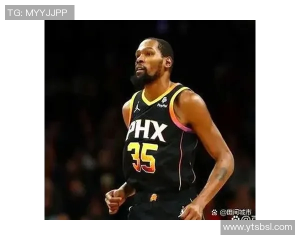 杜兰特再创辉煌,荣膺NBA最有价值球员及最佳第一阵容殊荣 杜兰特再创辉煌,荣膺NBA最有价值球员及最佳第一阵容殊荣