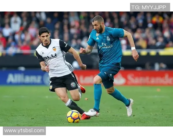 柏林联队客场大胜，信心重振